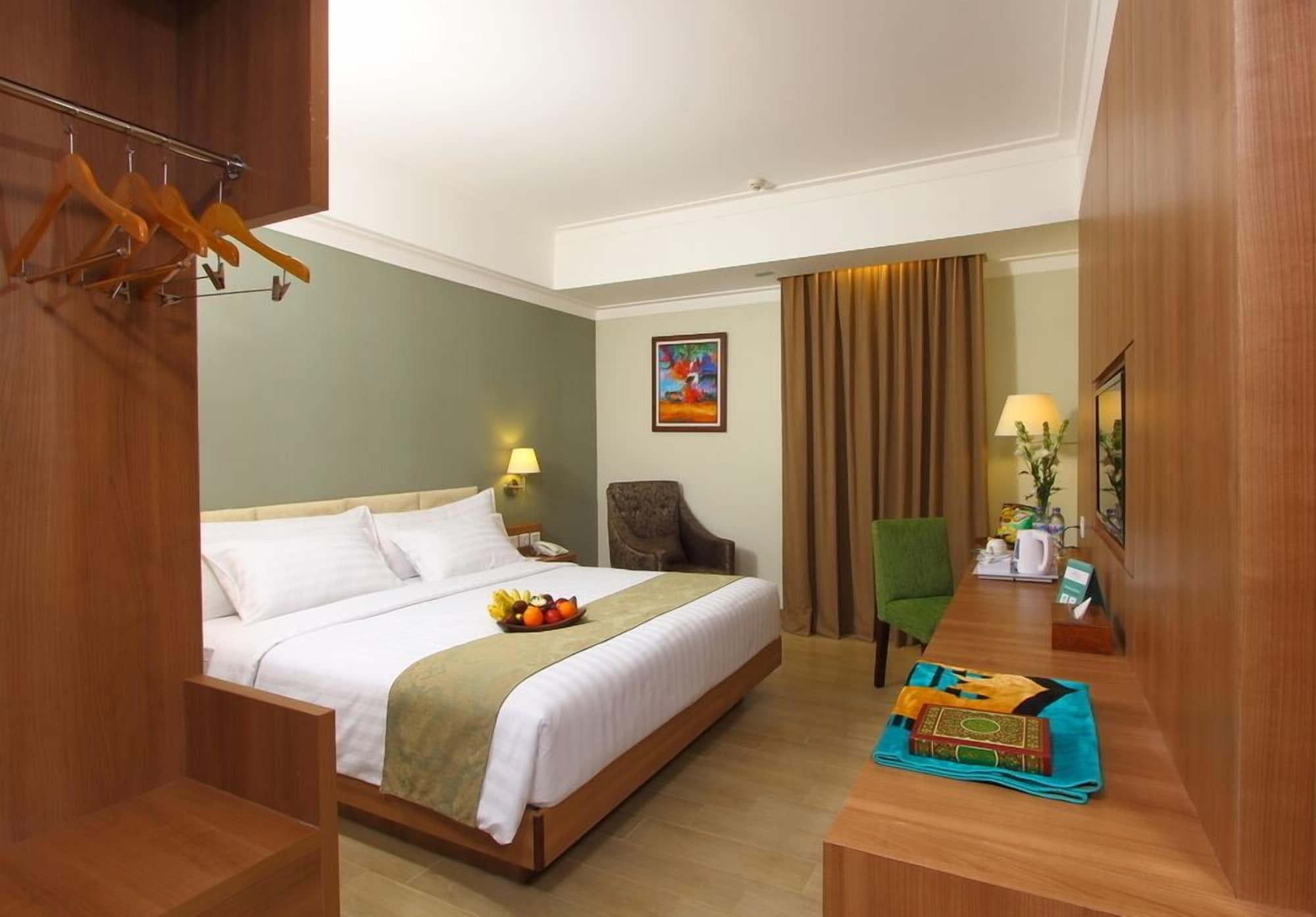 Aziza Syariah Hotel Solo By Horison Exterior foto
