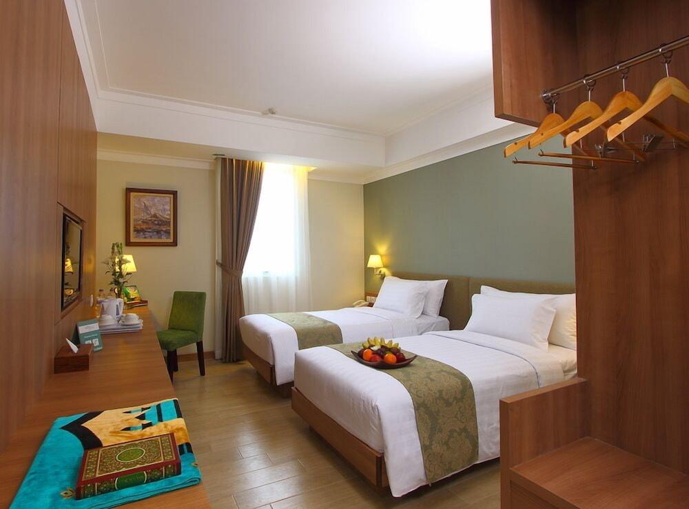 Aziza Syariah Hotel Solo By Horison Exterior foto